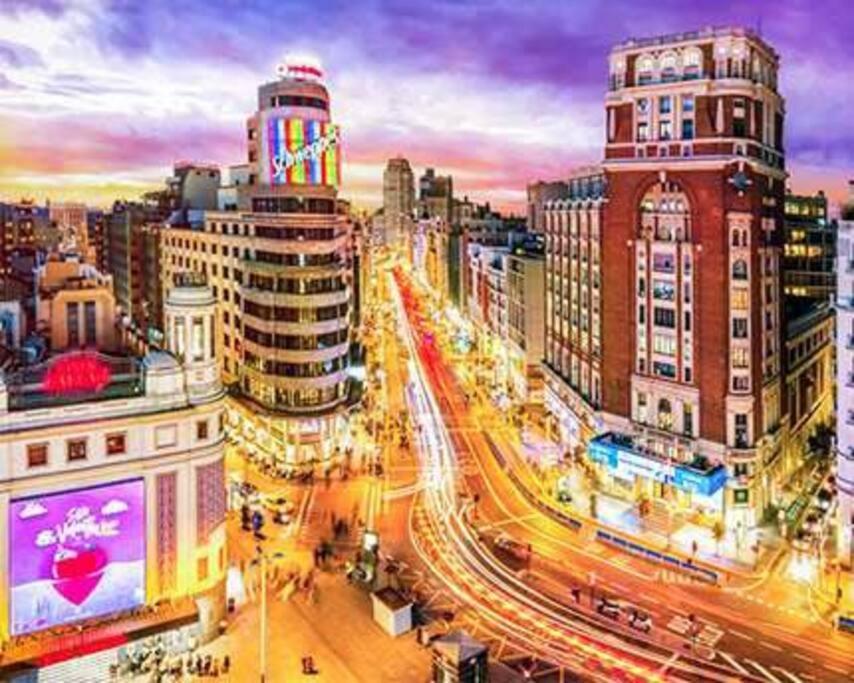 Apartments Plaza Callao Madrid Exteriér fotografie